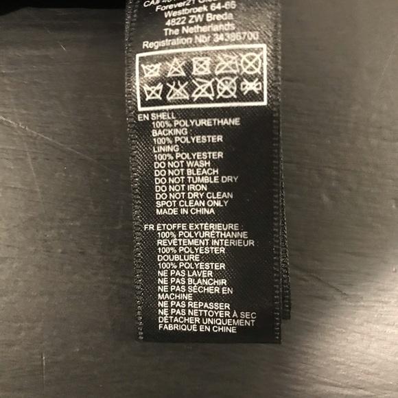 🌸Faux Leather Pleated Skirt🌸 - Picture 7 of 7